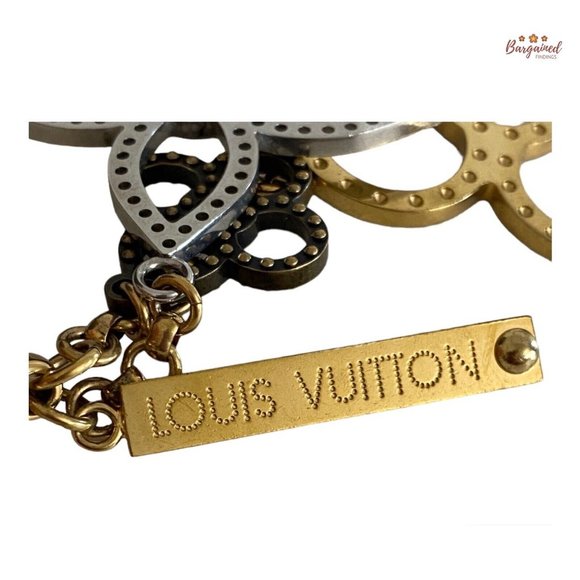 Authentic LOUIS VUITTON Goldtone Tapage Key Holder And Bag Charm - Picture 2 of 12